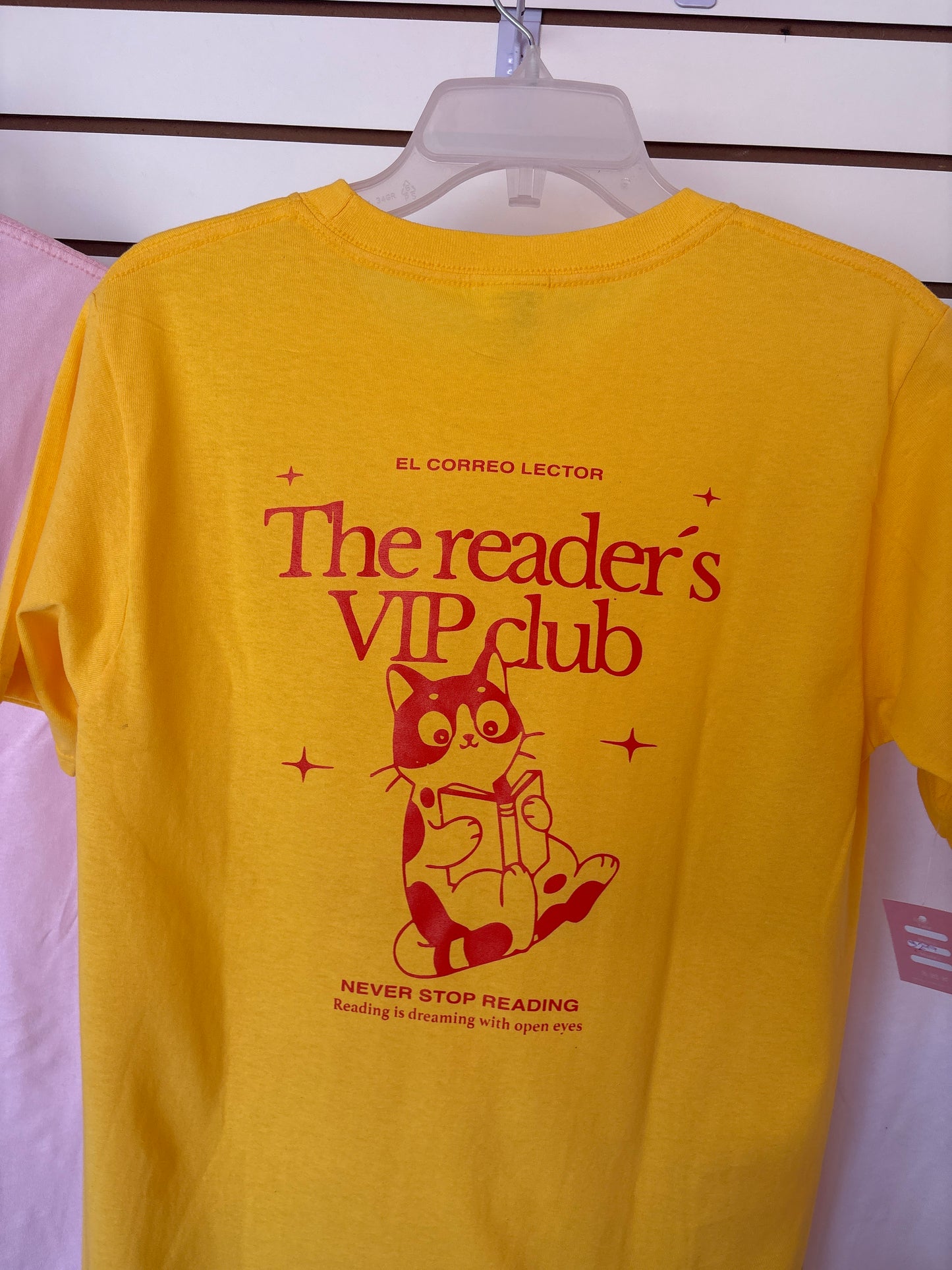 Playera “Readers VIP club”